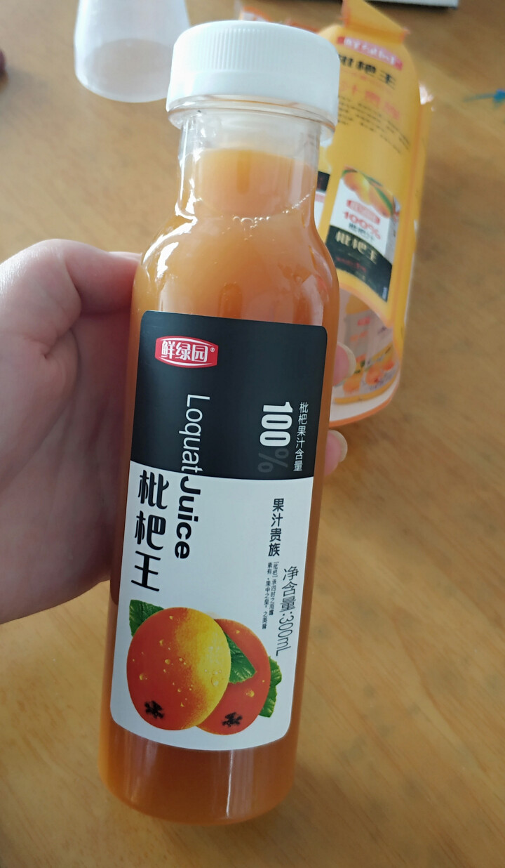 鲜绿园 枇杷汁100%枇杷王枇杷原浆果汁饮料大瓶饮料300ml 单瓶装试饮活动怎么样，好用吗，口碑，心得，评价，试用报告,第4张