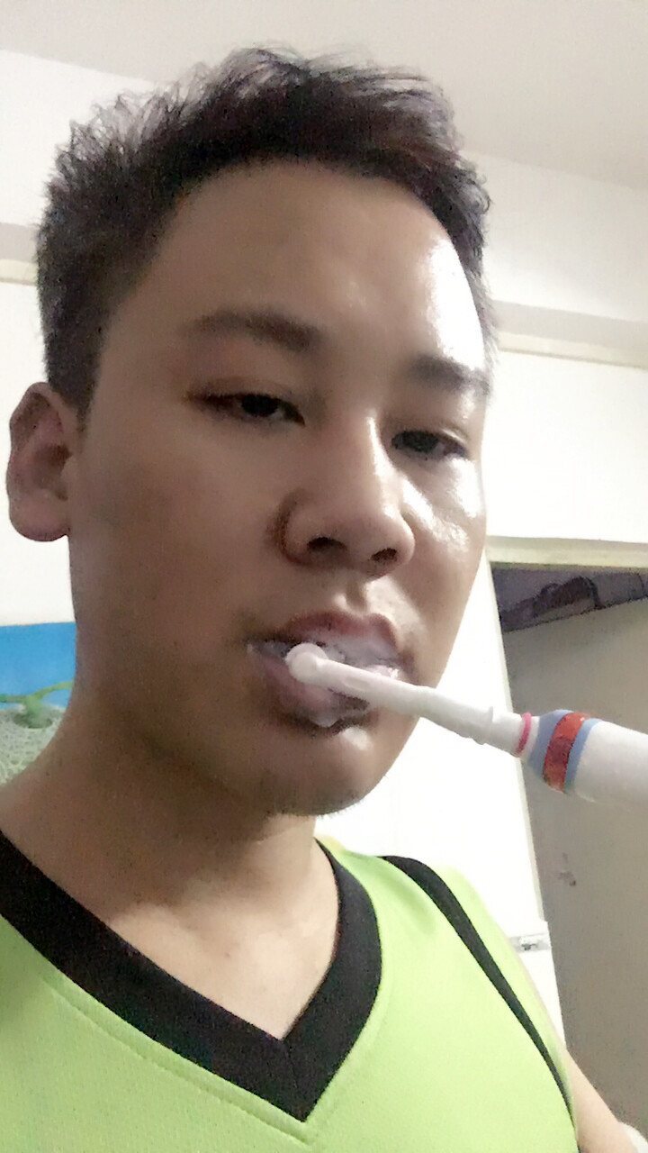 博朗 欧乐B（Oralb）P2000蓝 电动牙刷 3D声波震动成人充电式牙刷 清除牙渍 配EB17、EB50双刷头怎么样，好用吗，口碑，心得，评价，试用报告,第3张