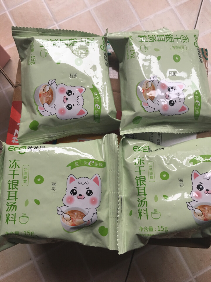 【额额狗品牌】冻干银耳羹即食冲泡速食特产桂圆红枣 冰糖雪梨银耳汤 桂圆红枣枸杞怎么样，好用吗，口碑，心得，评价，试用报告,第3张