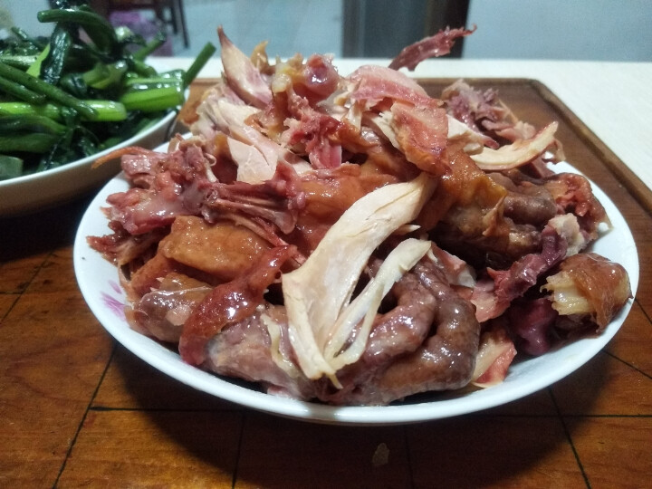 忘形食品 梨木熏鸡500g 非扒鸡烧鸡 卤味鸡肉熟食 肉干肉脯 熟食肉类真空装怎么样，好用吗，口碑，心得，评价，试用报告,第2张