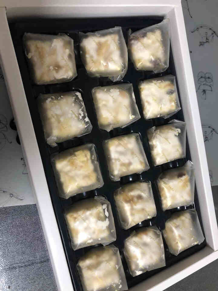 法米诺 网红雪花酥礼盒210g 高颜值办公室零食牛轧糖奶芙甜品糕点520情人节送女友怎么样，好用吗，口碑，心得，评价，试用报告,第3张