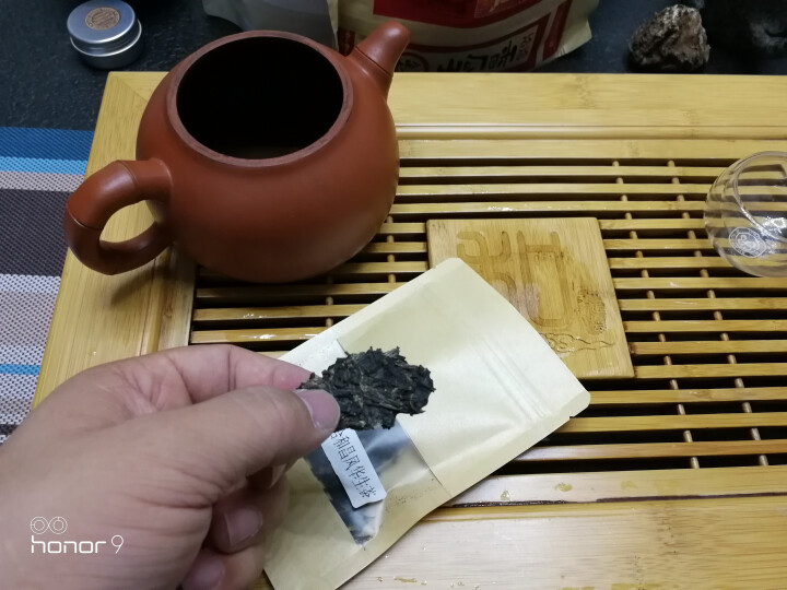 合和昌 凤华 生茶 普洱饼茶2018年新品合系列生茶 云南茶叶357g一饼 2018凤华生茶试饮8克/袋怎么样，好用吗，口碑，心得，评价，试用报告,第2张