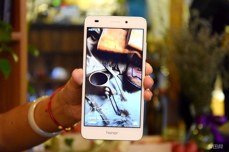 续航无比出色的千元机-荣耀畅玩5C-晒物评测-