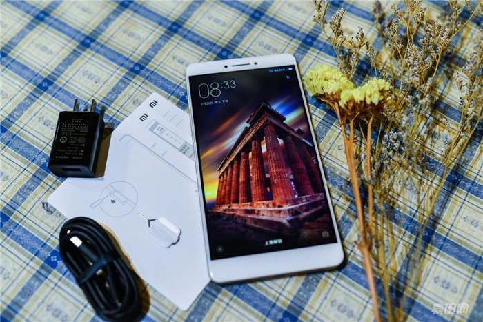 【第256期评测】不期而遇的大屏手机,来自于小