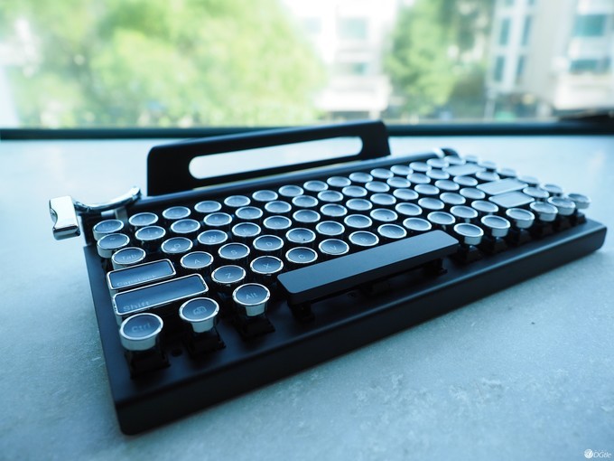 根本停不下来,大象复古蓝牙机械键盘体验-晒物