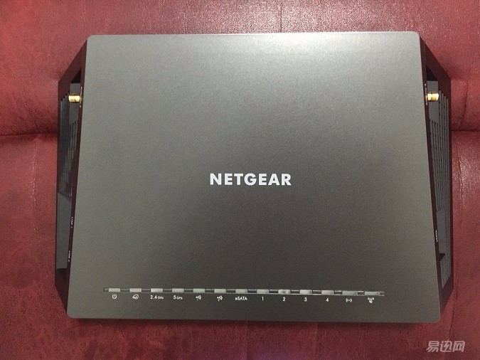 r7800主机