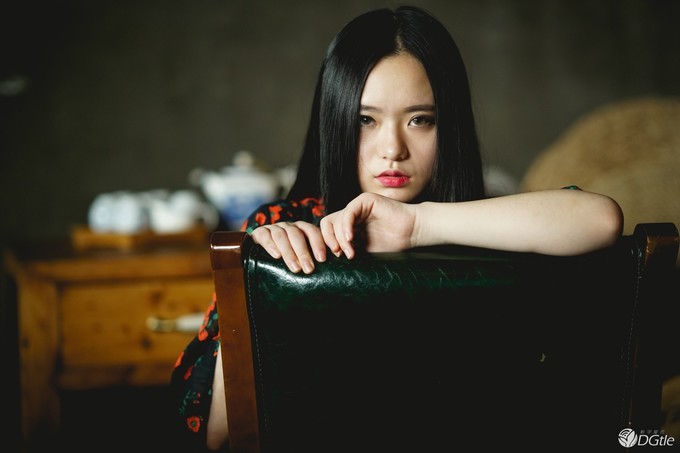 SONY A7RII+大师级 85 F1.4G 镜头人像摄影分