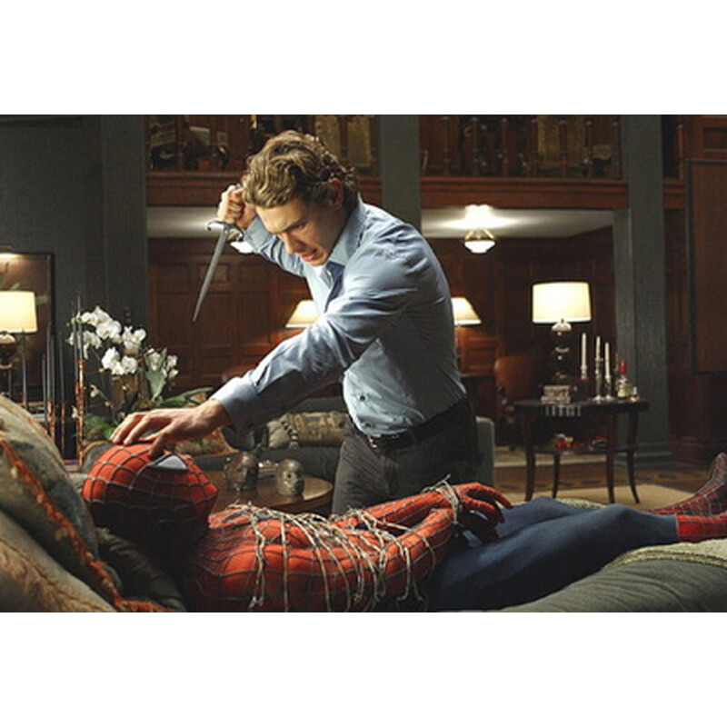 &nbsp;&nbsp;&nbsp; 两年过去了,彼得&middot;帕克上了大学