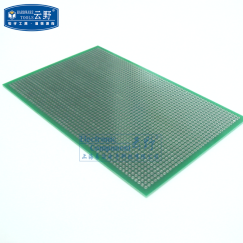 云野（yunye） 双面开发板 洞洞板 实验板 线路板 绿色PCB板 2.54间距电路板 一块 双面3X7CM 30x70mm