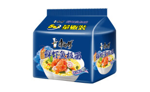 康师傅方便面 经典鲜虾鱼板面85g*5 泡面袋装 速食方便食品 五连包