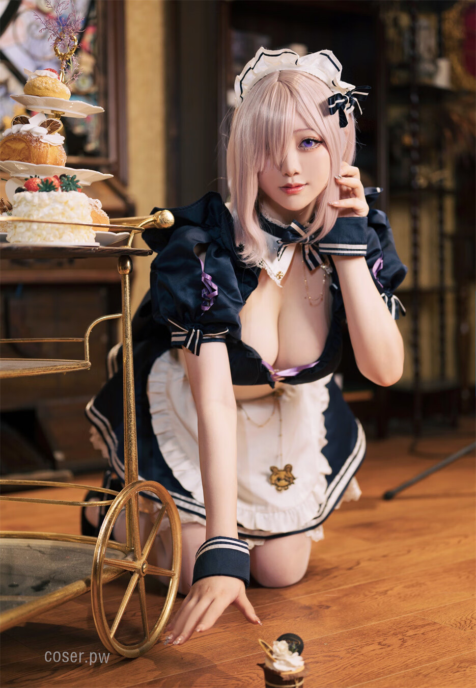 动漫博主 Halo_酱 NO.029 玛修女仆同人 [11P-30.33 MB]