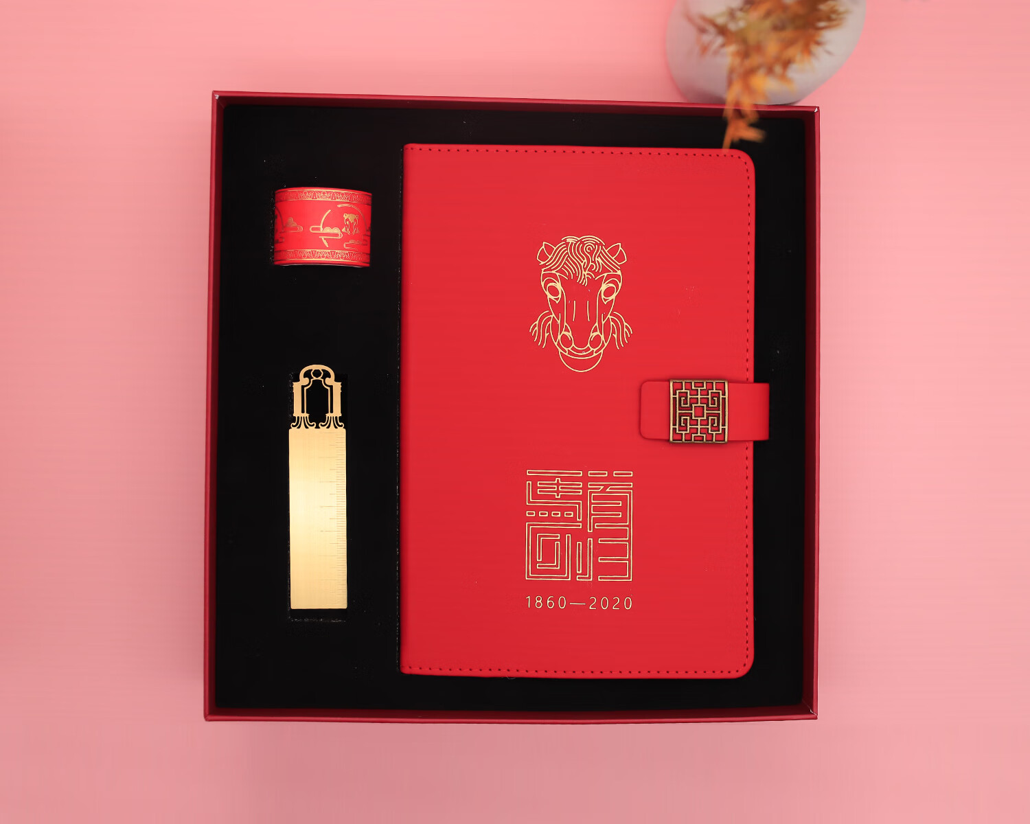 圆明园 马首烫金笔记本套装 礼盒包装 精美大气 马首回归 纪念意义