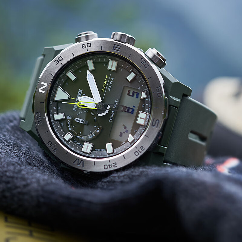 卡西欧(casio)男表户外运动protrek太阳能电波罗盘潮流时尚防水登 prw