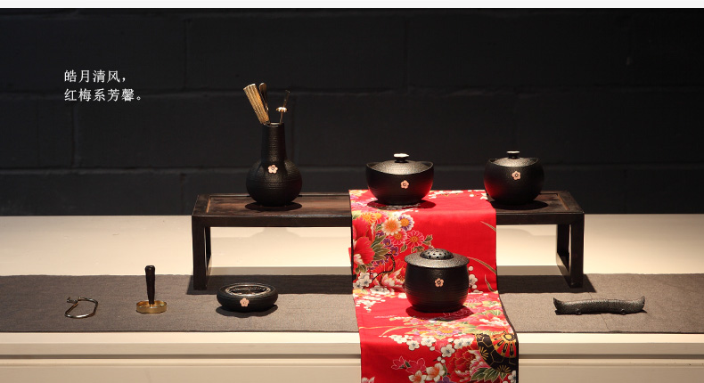 
                                        万仟堂 香道用品 香熏炉 陶瓷 梅花三弄                