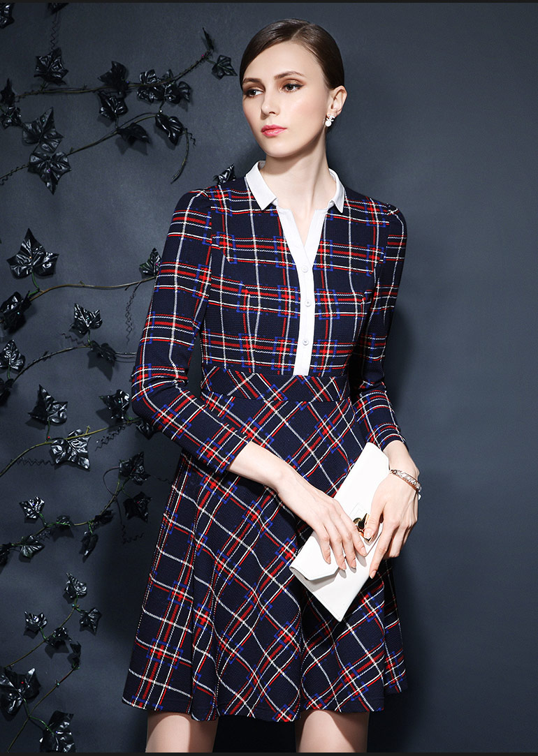 
                                        婉睿女装春装新款时尚立领格子显瘦气质长袖A字裙针织连衣裙淑女款 黑格 XL                
