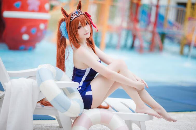 瓜希酱cos《赛马娘 大和赤骥》带你畅游海滩插图1