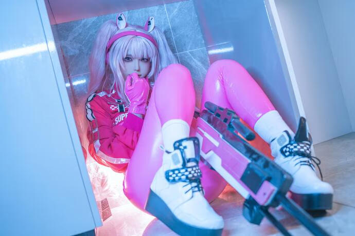 Quan冉有点饿-爱丽丝 [47P-321MB]