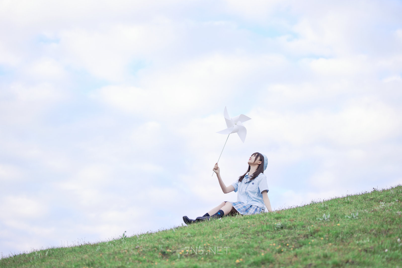 高山草原里的Kitaro_绮太郎 JK写真实拍