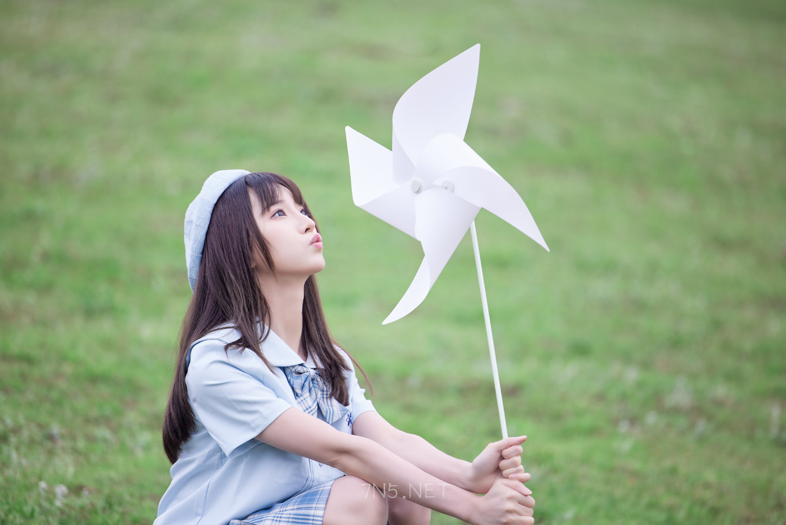 高山草原里的Kitaro_绮太郎 JK写真实拍