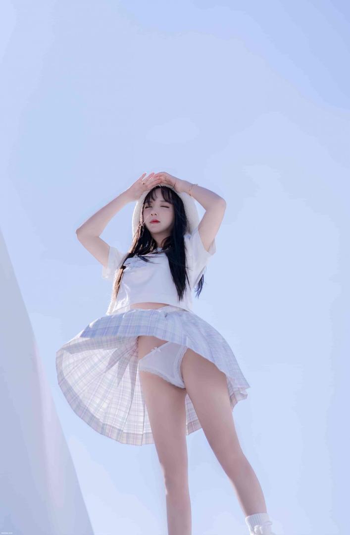 MX.0078 过期米线线喵 天台JK-美了么