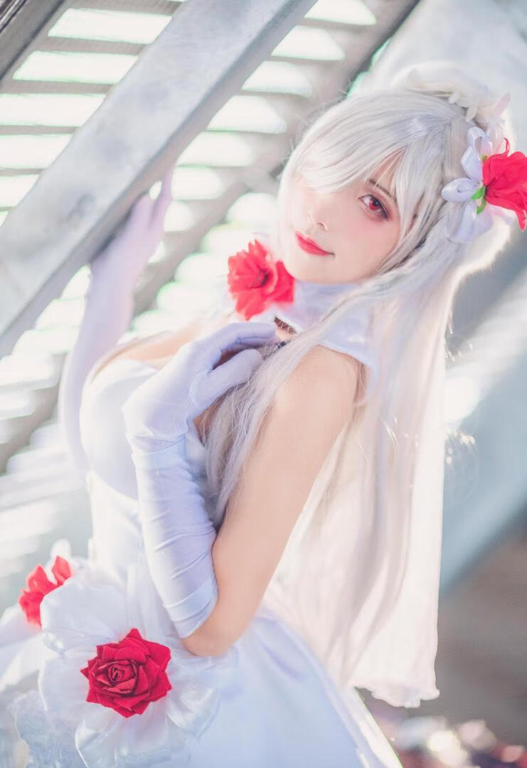 前线美女cos性感cosplay美女写真图片-美了么