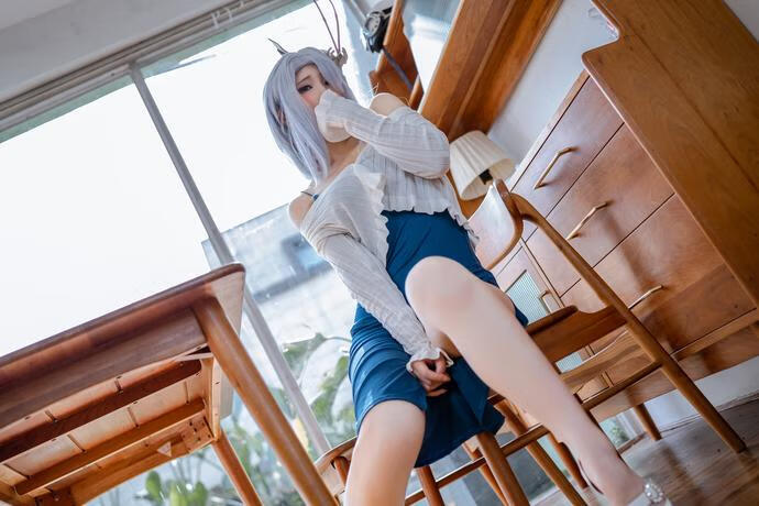 Quan冉有点饿-申鹤同人礼服 [54P-475MB]