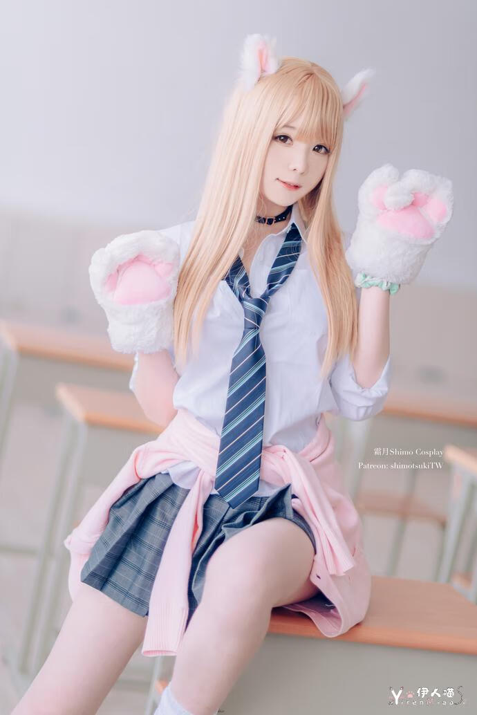 霜月shimo cosplay作品 金发制服 (3).jpg