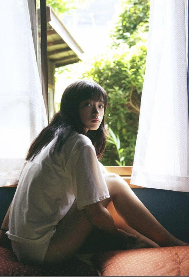 水 女