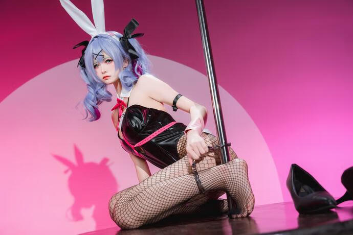 九柒喵-初音兔子洞 [26P-521MB]