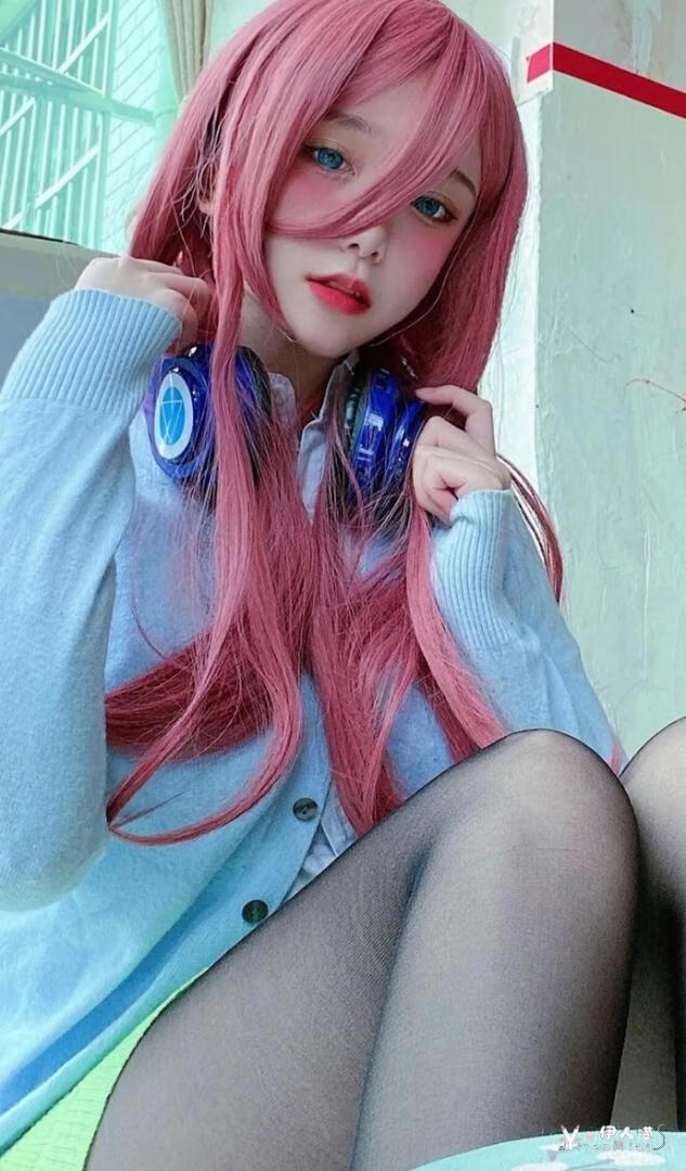 伊人喵-萌妹子手机壁纸图片34期 (16).jpg