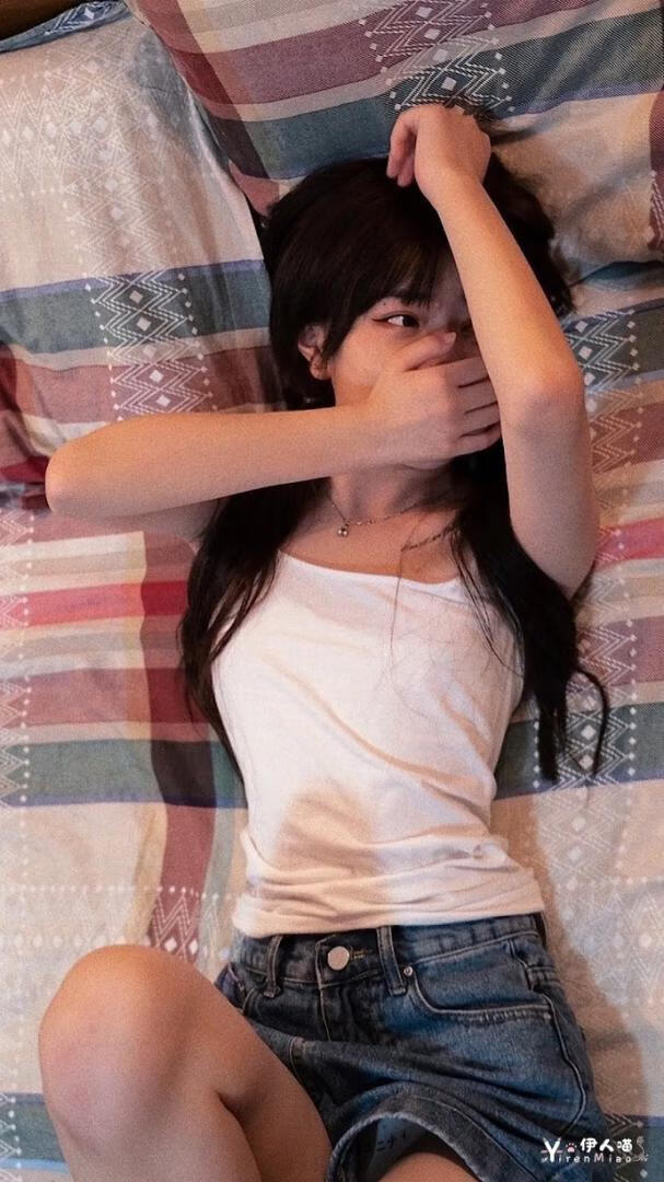 「萌妹壁纸」 YRM.011-软萌妹子图