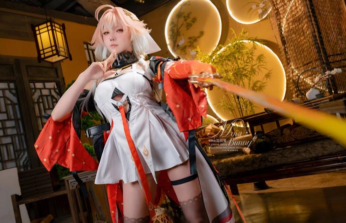 咬一口兔娘(Yiko湿润兔) – 6月作品 炽羽策阵星 长离[110P-1.1G]