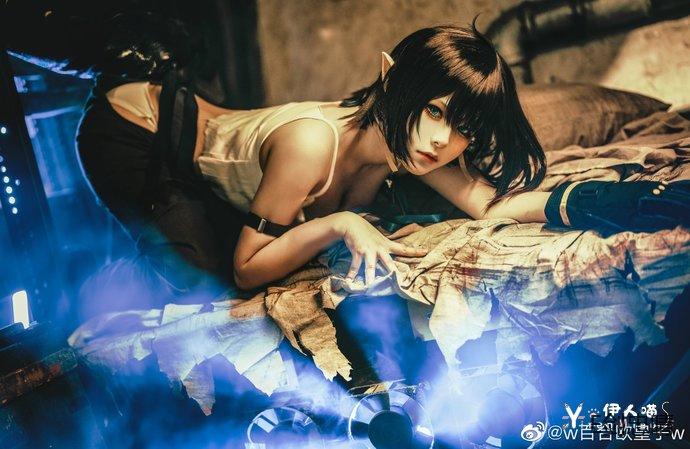 「COSPALY」明日方舟森蚺熔锻铸匠-15P @百合欧皇子