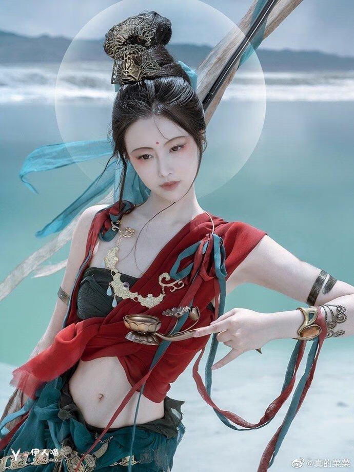 真的菜菜cosplay敦煌飞天作品 (3).jpg
