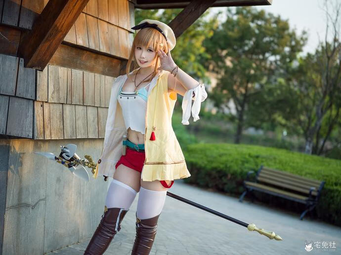 麻花酱 cosplay作品022 莱莎 (1) 宅兔社.jpg 麻花麻花酱w全套作品图合集 用独特创意绽放次元之花