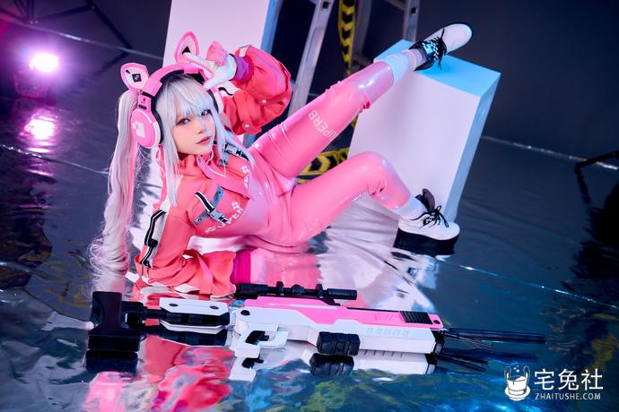 001「ZinieQ」Alice.jpg 越南妹子ZinieQ全套作品图合集 从二次元走出的甜辣女神!