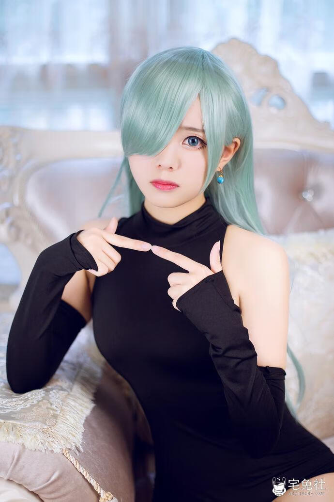 小野妹子w cosplay作品 伊丽莎白 宅兔社.jpg 小野妹子w全套cos图片合集 B站宅舞区的清纯萌妹子