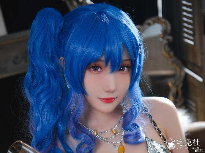 可爱瓜希酱cos作品碧蓝航线圣路易斯 探寻中国版的仁科百华！