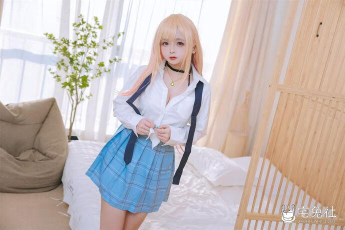 日奈娇 cosplay作品 更衣人偶喜多川海梦泳装 宅兔社.jpg