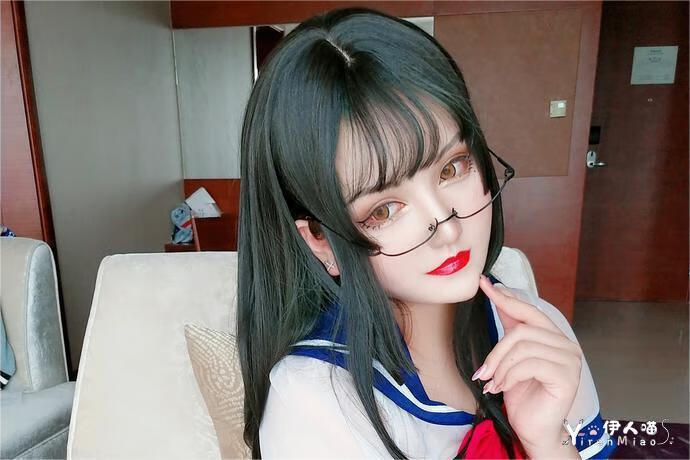 第一弹人气主播csoer夏鸽鸽不想起床全图片赏析 伊人喵 (4).jpg 第一弹人气主播csoer夏鸽鸽不想起床全图片赏析