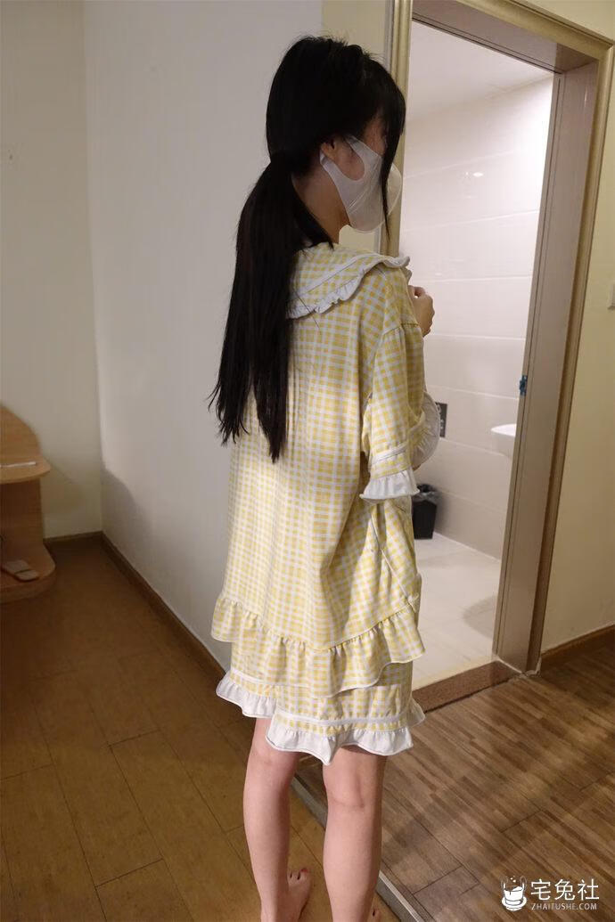 rosi口罩艺学妹3系列合集 小莉那抹藏在口罩后的温柔呼吸