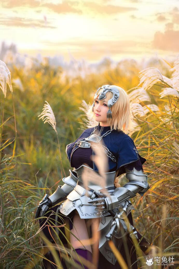 是本末末全套cos图片合集 微肉感极品萌妹