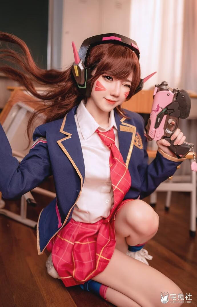 Sally Dorasnow NO.048 D.Va (2).jpg 马来西亚cos女神Sally Dorasnow 超燃cos娘引爆你的二次元激情!