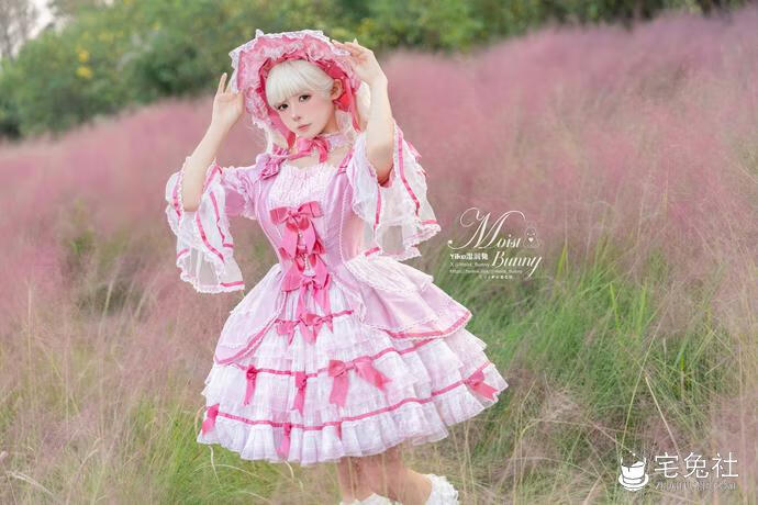 咬一口兔娘 NO.033 25年01月作品 丝绒粉黛.jpg 咬一口兔娘全套作品图合集 创口贴战士再增一员