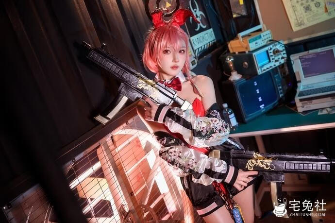 异域风情阿包也是兔娘cos作品梦梦舞娘有没有创可贴道具呢？