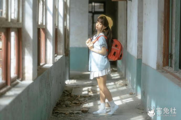 童趣与创可贴融合!蠢沫沫小黄帽cosplay系列让你感受可爱无限! 宅兔社 (3).jpg 童趣与创可贴融合!蠢沫沫小黄帽绅士版cosplay系列让你感受可爱无限!