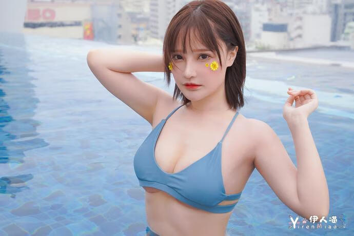 大陆萌主千夜未来是不是整过?她的圣旦服图集是卖的吗 (5).jpg 大陆萌主千夜未来蒂法COS图集再掀热潮,网友直呼太顶了!