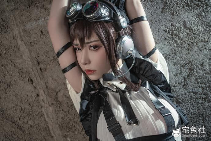 激情Cosplay爆机少女喵小吉 用独特惊艳的角度征服男粉的女菩萨
