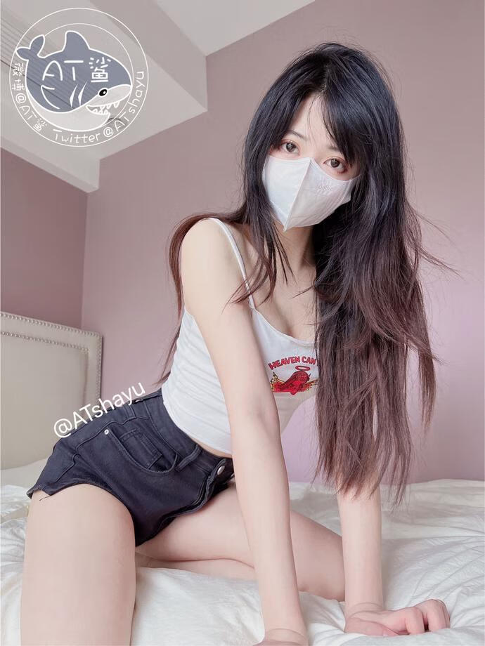 AT鲨 - NO.18 凸点小背心.jpg