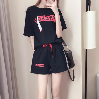 

Womens Letter Print Two Piece Set Fashion O-Neck Top And Elastic Waist Shorts Loose Set